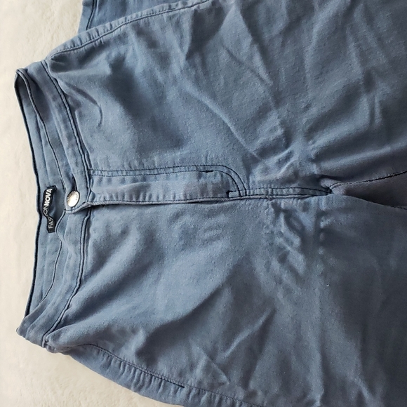 FREE ADD-ON ITEM - Picture 2 of 4